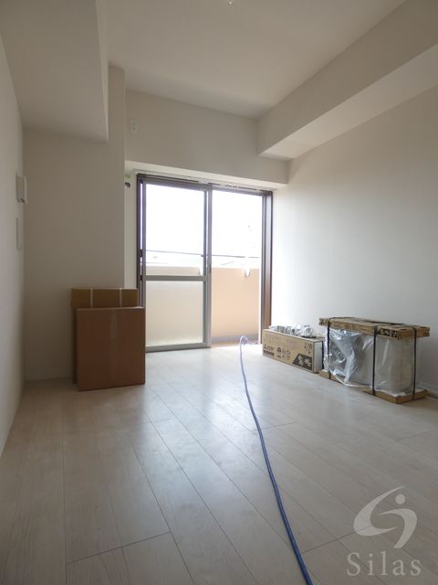 居室・リビング　建築中