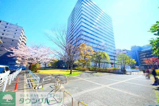 公園　新多間緑地（公園）まで570m