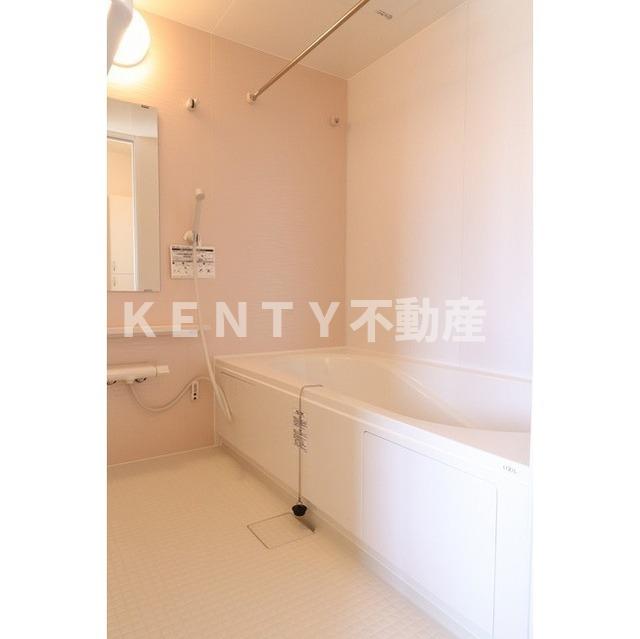 バス・シャワールーム　お風呂です