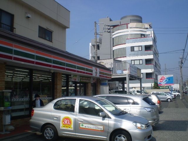 コンビニ　★セブンイレブン★（コンビニ）まで296m