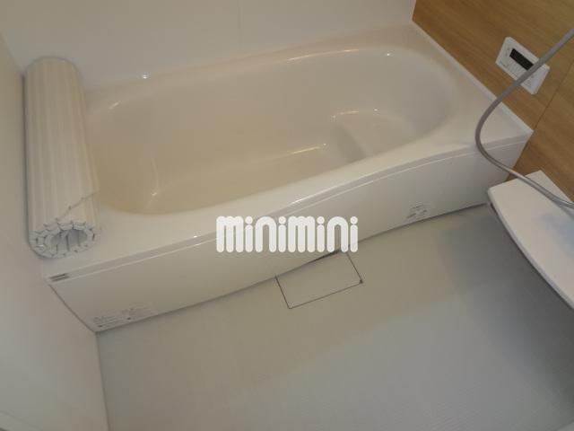 バス・シャワールーム　ゆったりバスルーム