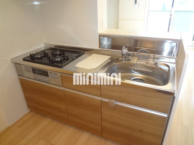 キッチン　３口コンロです