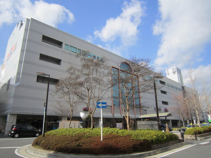 ショッピングセンター　ミュー阪急（ショッピングセンター）まで380m