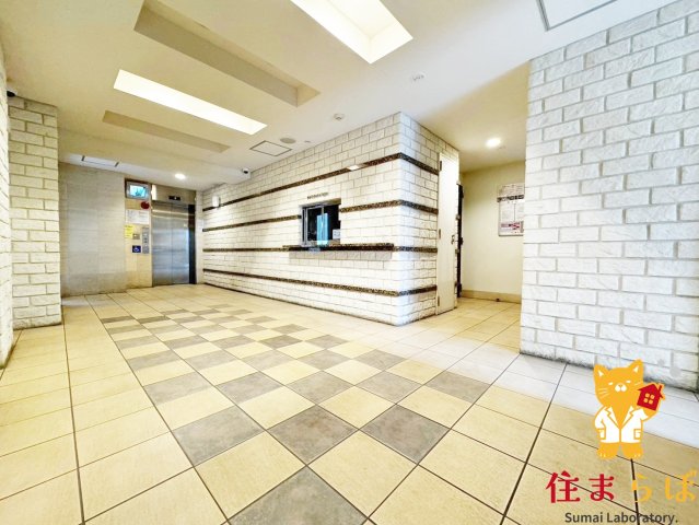 エントランス　共用部の印象も大切に