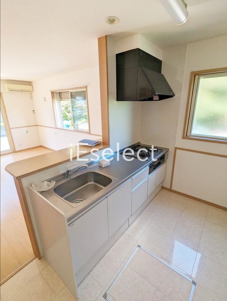 キッチン　ビルトインコンロのシステムキッチンでお料理快適?