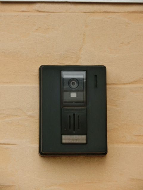 セキュリティ　来訪者が確認できるTVモニターホン