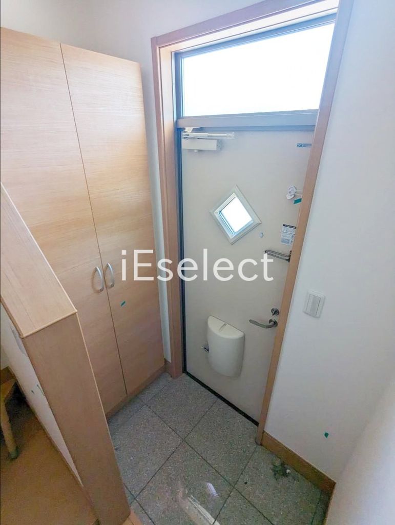 玄関　シューズボックス付きの玄関です?