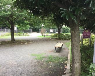 公園　境南くつろぎ公園（公園）まで366m