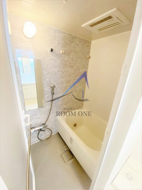 バス・シャワールーム　お風呂です。