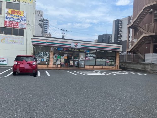 コンビニ　セブンイレブン 八幡熊手2丁目店（コンビニ）まで359m