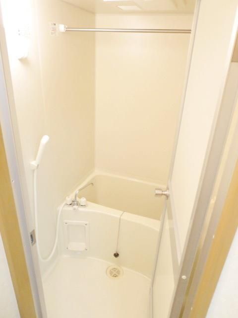 バス・シャワールーム　★清潔感ありありのバスルームです★