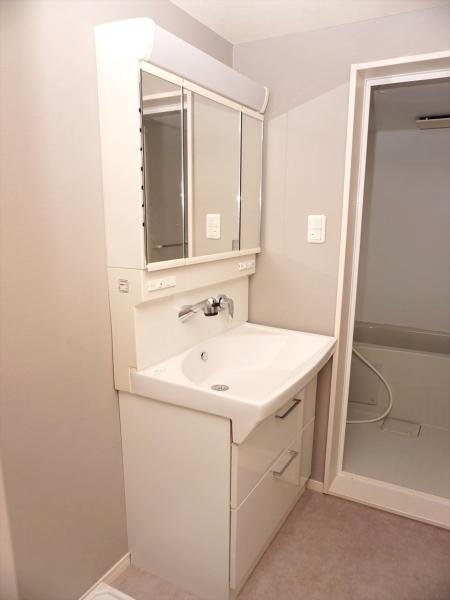 洗面設備　洗面所