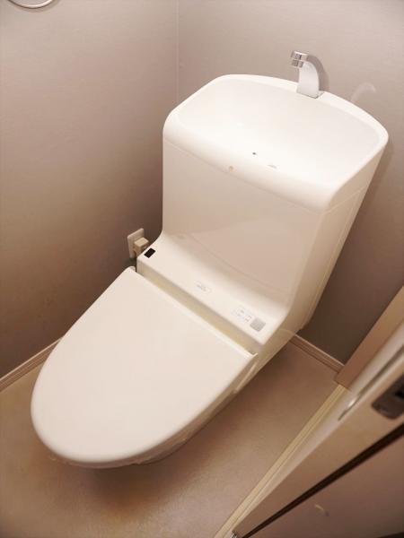 トイレ　トイレ