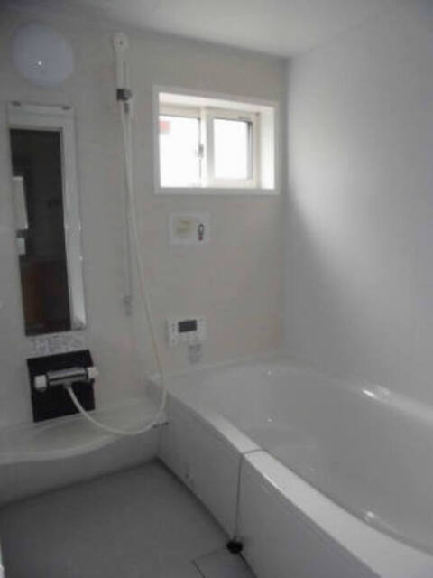 バス・シャワールーム　サンガーデン１０２　一坪風呂