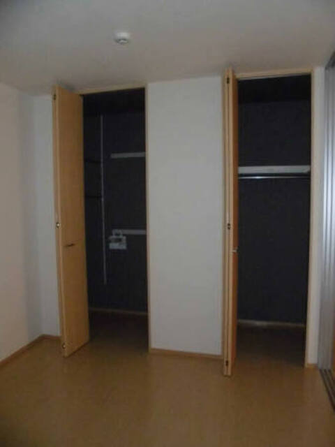 収納　サンガーデン１０２　クローゼット