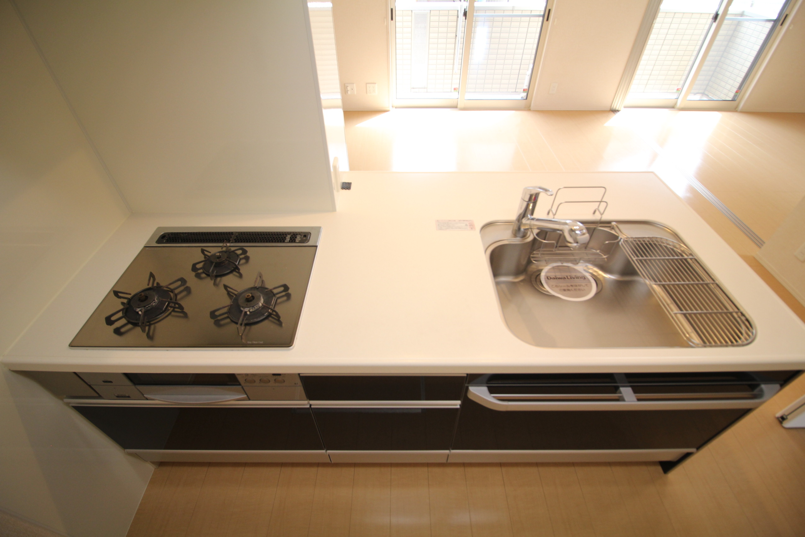 キッチン　3口コンロで同時調理可能！