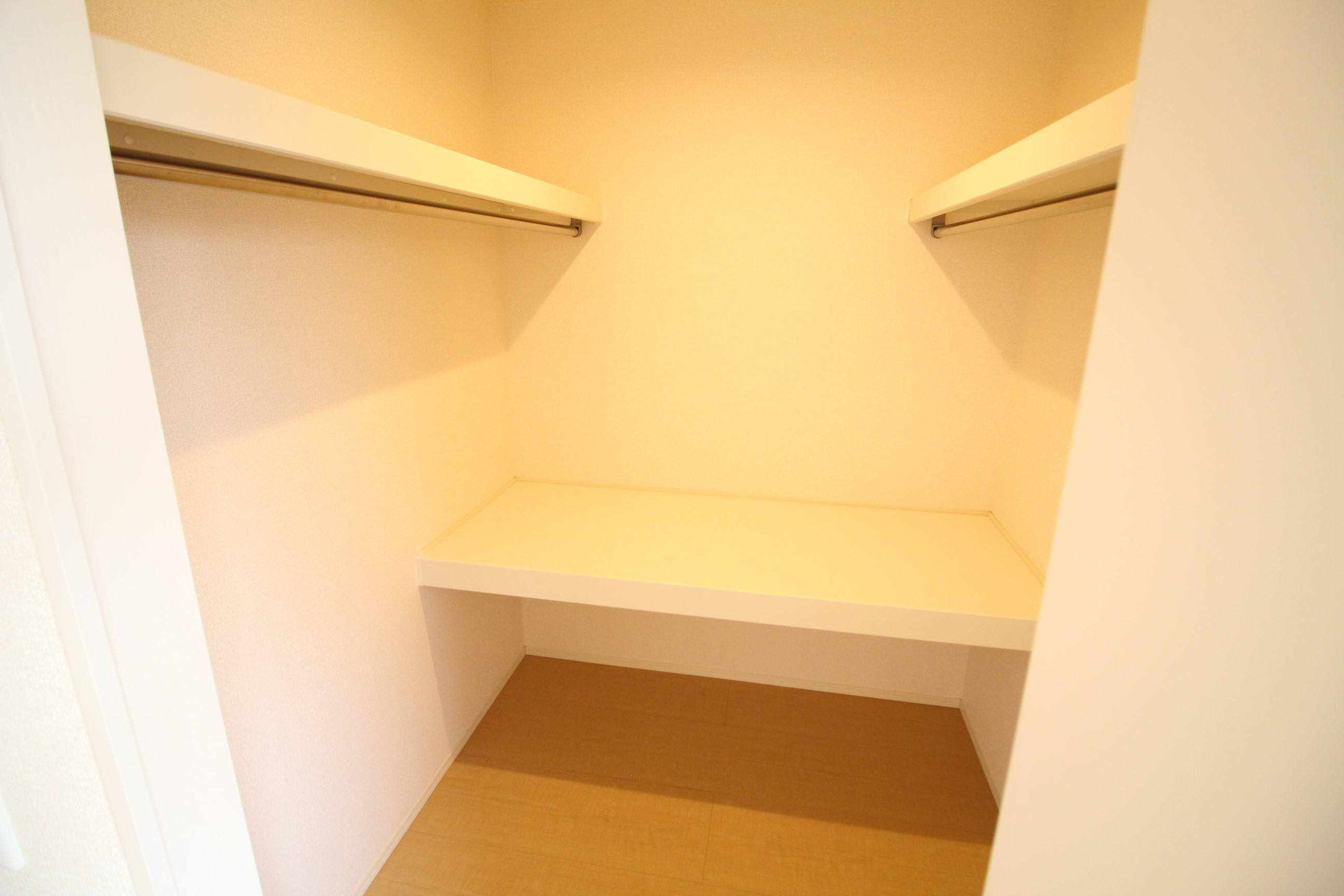 収納　ウォークインクローゼット♪