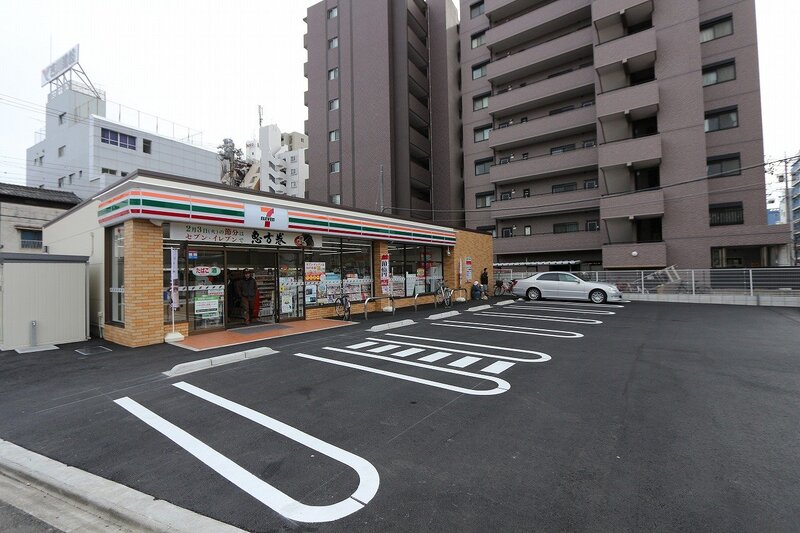 コンビニ　セブンイレブン名古屋千代田1丁目店（コンビニ）まで129m