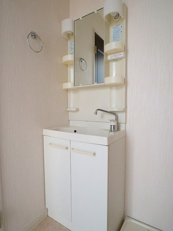 洗面設備　～同仕様写真～