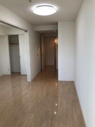 居室・リビング　☆明るい居室☆