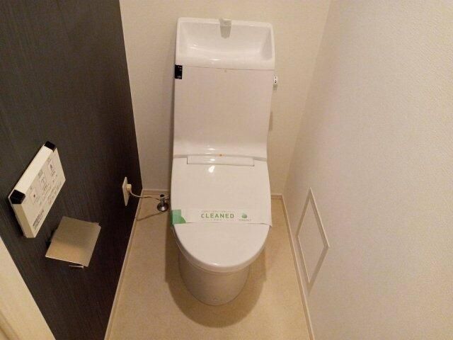 トイレ　トイレもきれいです