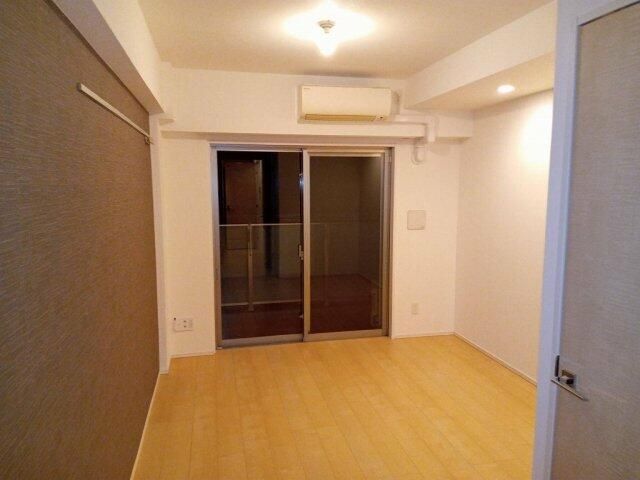 居室・リビング　リビングです　以下別号室参考写真です