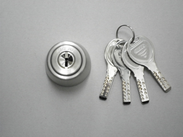 セキュリティ　ディンプルキー交換無料