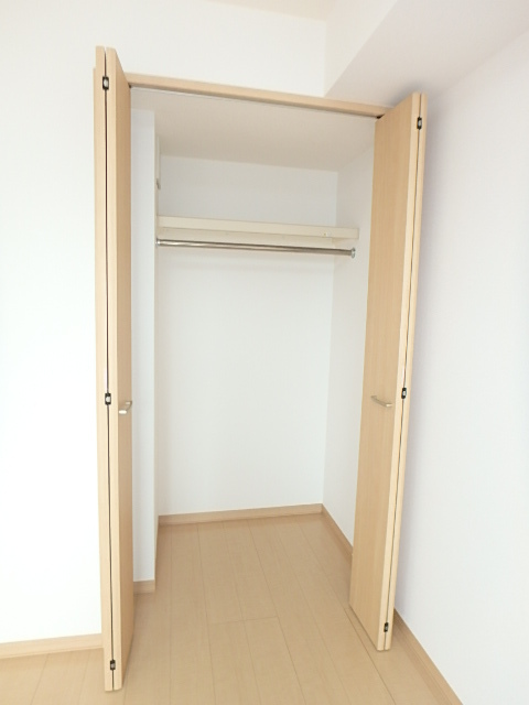 収納　別室参照