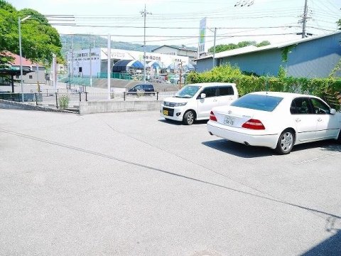 駐車場　駐車場があります