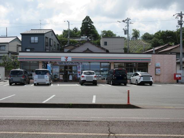 コンビニ　セブン-イレブン金沢神谷内町店（コンビニ）まで462m