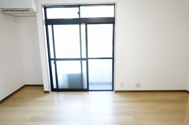 居室・リビング　?