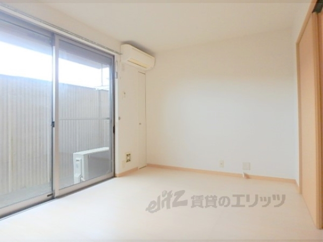 居室・リビング　洋室