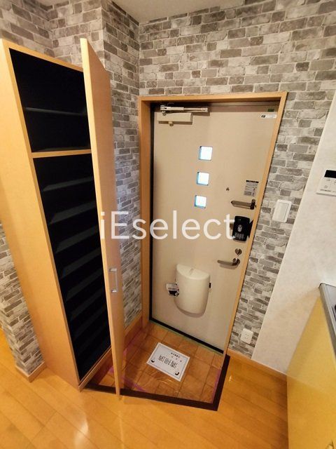 玄関　シューズボックスのある玄関