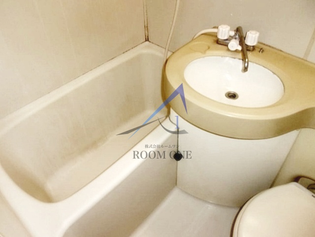 バス・シャワールーム　お風呂です。