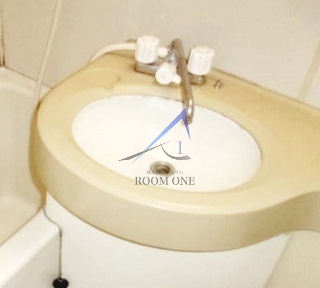 洗面設備　洗面台です。