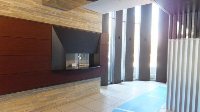 エントランス　エントランスホール