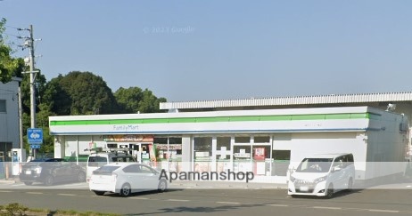コンビニ　ファミリーマート袋井インター南店（コンビニ）まで747m