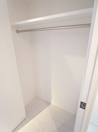 収納　※反転タイプの写真を使用しています。