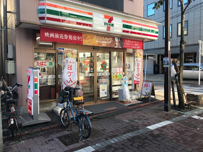 コンビニ　セブンイレブン（コンビニ）まで201m