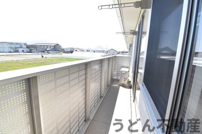 バルコニー　うどん県のお部屋探しはうどん不動産へ うどんちゃんとLINE