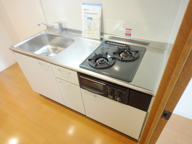 キッチン　同物件別号室の写真です。