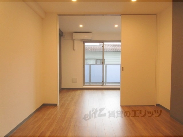 居室・リビング　洋室