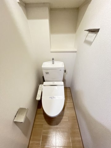 トイレ　コンパクトで使いやすいトイレです