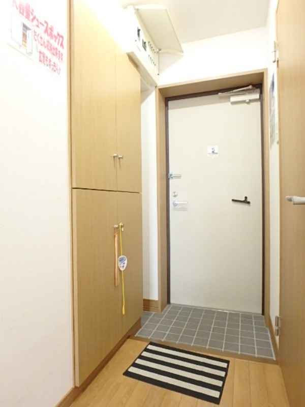 玄関　図面と現状に相違がある場合には現状を優先