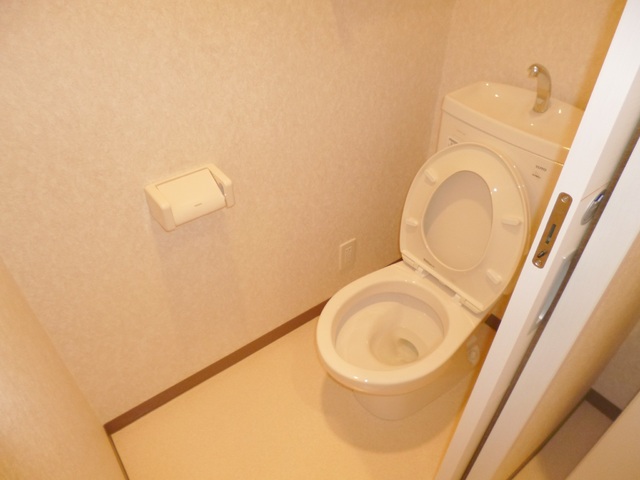 トイレ　ゆったりしたトイレです♪