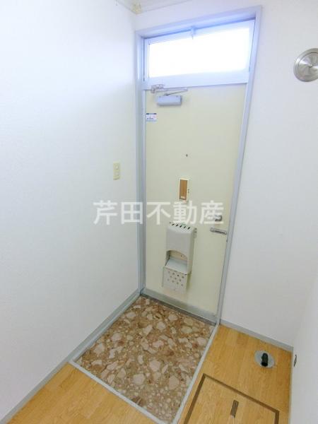 玄関　★高田の１Ｋ★賃料控え目でお探しの方に★
