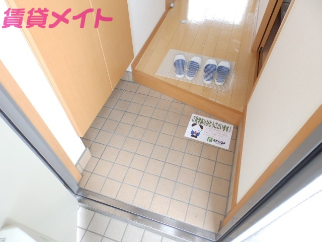 玄関　同型参考写真