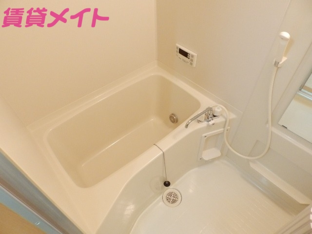 バス・シャワールーム　同型参考写真