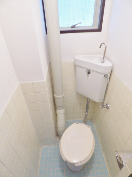 丸吉マンションのトイレ写真