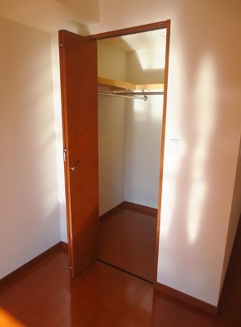 収納　別部屋参考写真。現況優先となります。